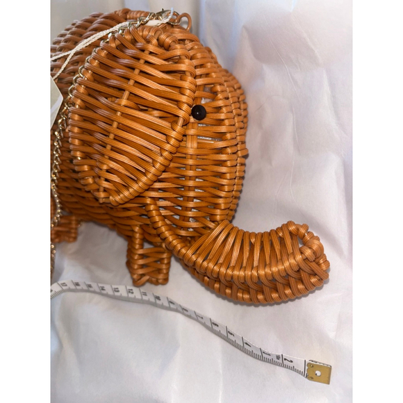 NEW Viral TikTok Tommy Bahama Wicker Elephant Crossbody Purse NWT - Picture 8 of 10
